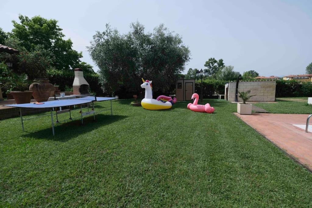 Villa Luxury Pool & Garden Pise Extérieur photo