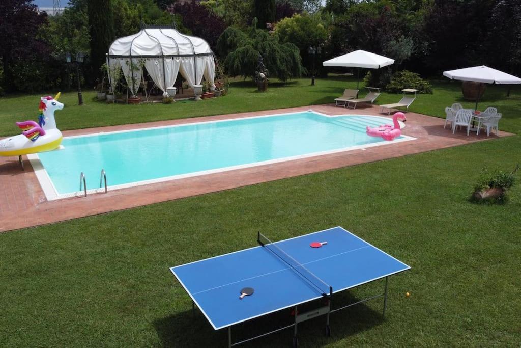 Villa Luxury Pool & Garden Pise Extérieur photo