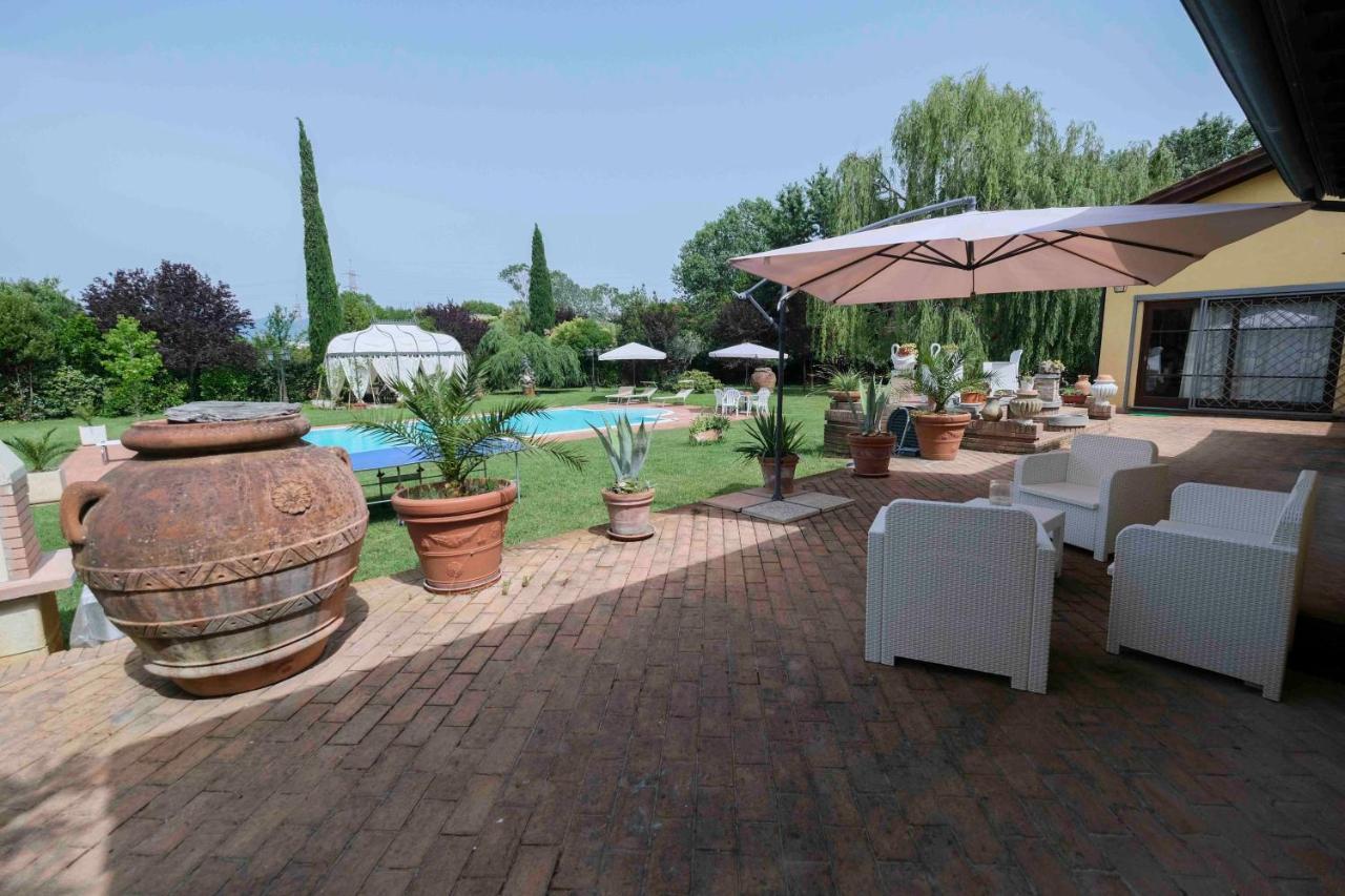Villa Luxury Pool & Garden Pise Extérieur photo