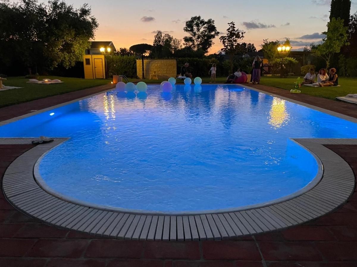 Villa Luxury Pool & Garden Pise Extérieur photo